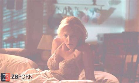 Sans Bra Real Nips Celebs ZB Porn