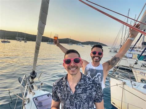 Two Bad Tourists Is Creating Cool Lgbt Travel Stuff Blogs
