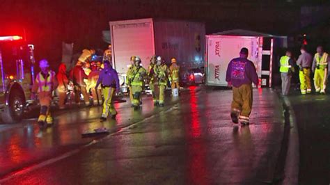 2 Dead Others Injured In Separate Big Rig Crashes In Pasadena Ktla