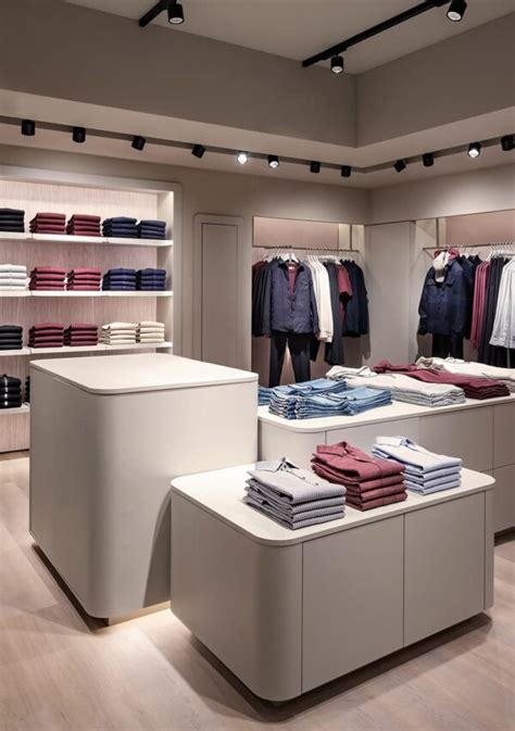 s.Oliver Store — Munich, DE – KITZIG INTERIOR DESIGN GmbH