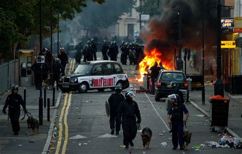 Riots Febrile Scenes In Britain The Sunday Guardian Live