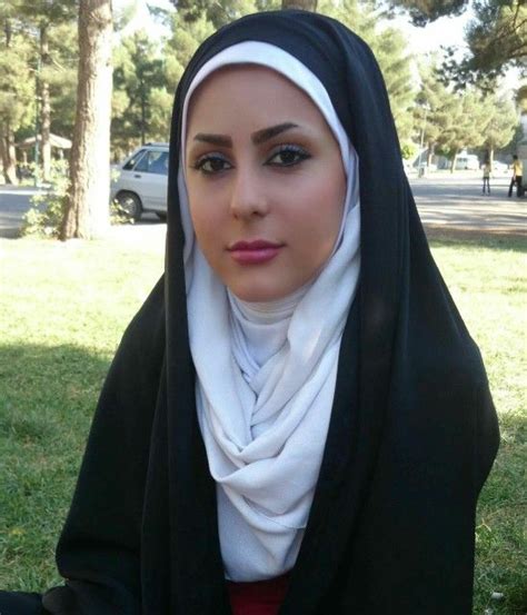 حجاب زیبای را بیشتر میکند Iran Girls Hijabi Christian Portrait