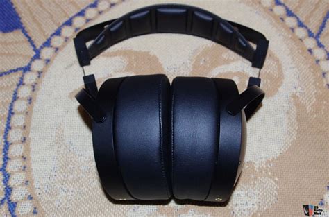 Monolith M1060C Closed Back Headphones For Sale US Audio Mart