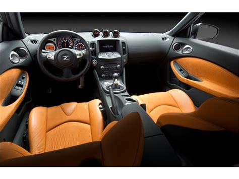 2016 Nissan 370Z: 85 Interior Photos | U.S. News