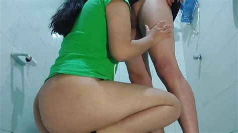 Ich Fickte Meine Stiefmutter MILF Im Badezimmer Ihres Hauses XHamster