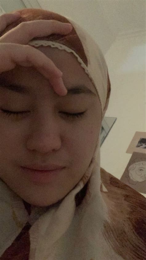 Pin Oleh Ayaaa Not Ur Ayaa Di Simpan Cepat Sepatu Nike Wanita Gaya