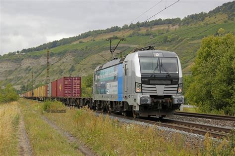 Railpool Vectron Mit Einem Containerzug Am In