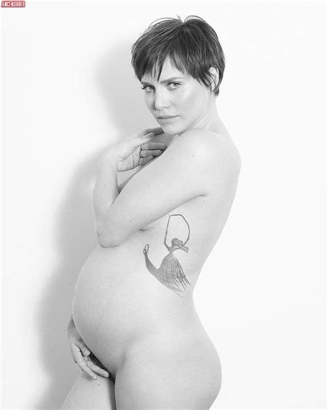 Naked Letícia Colin Added by Lobezno