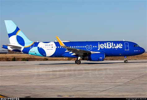 N821JB Airbus A320 232 JetBlue Airways Alex Crail JetPhotos