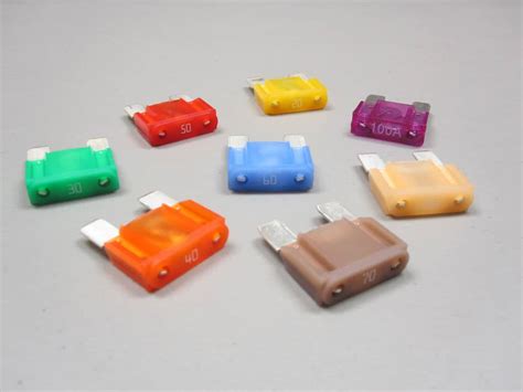 8 Awg Universal Inline Maxi Fuse Holder Ce Auto Electric Supply