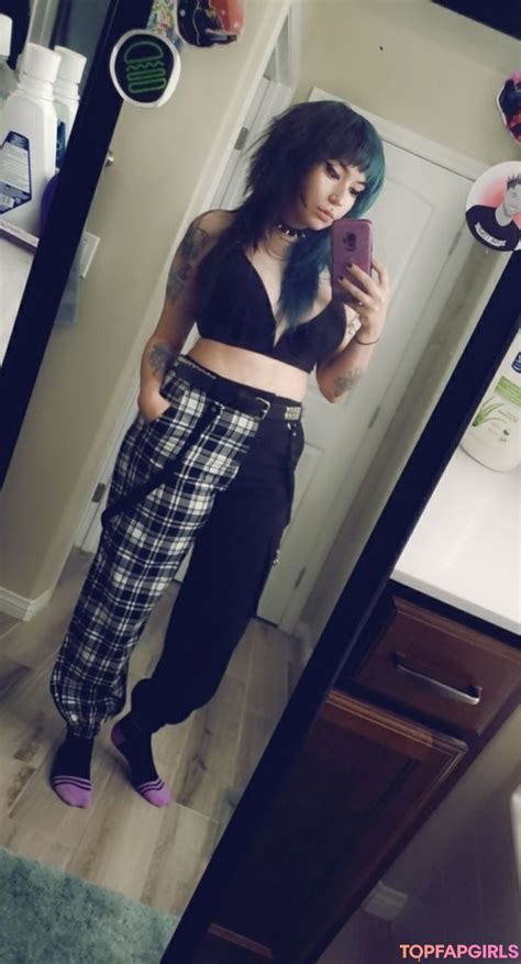 Knives Nude OnlyFans Leaked Photo TopFapGirls