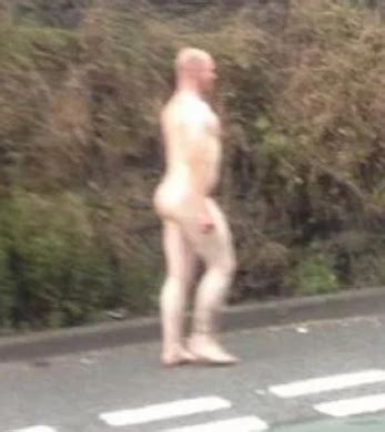 Bus Passengers Shocked To See Naked Man Walking Down The Street Like It S Nothing