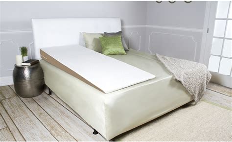 Bliss Wedge Mattress Topper | Avanacomfort.com