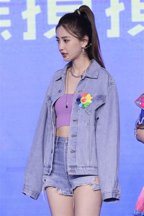 ANGELABABY at Keep Running, Season 4 Press Conference in Beijing 06/11