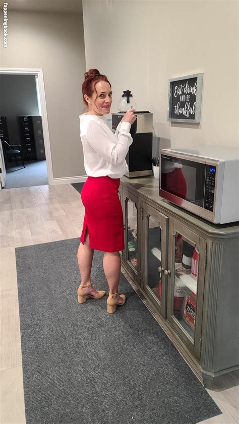 Bcflyers2016 Hotwifeinok Nude OnlyFans Leaks Fappening FappeningBook