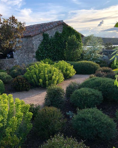 Urquijo Kastner Paisajismo On Instagram Jardin Realizado En Avila Por