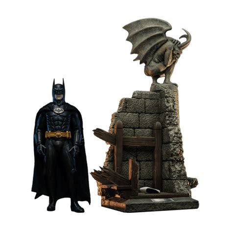 Batman Deluxe Version Sixth Scale Figure By Hot Toys