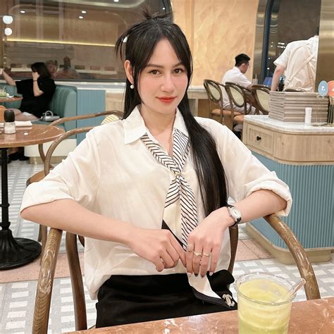 Đời thường xinh đẹp nóng bỏng của hot girl môn đấu kiếm Vietnam vn