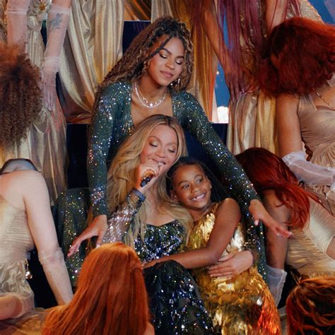 14 Boob Facts You Probably Didn T Know Teen Vogue