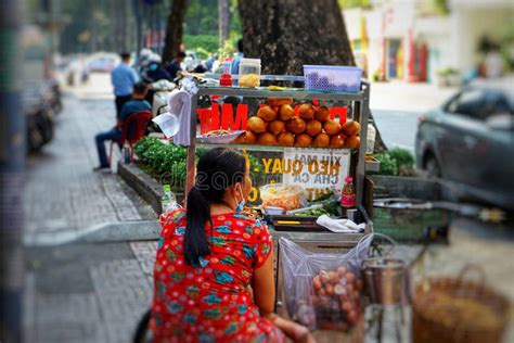 Street Food Banh Mi Vietnam Editorial Image - Image of pedestrian ...