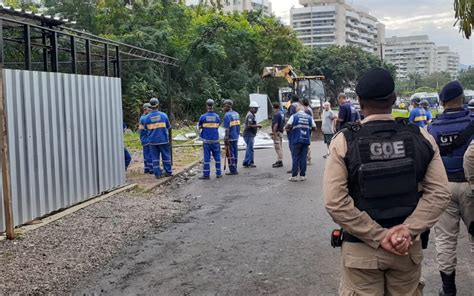 Seop faz ação contra construções irregulares na Barra da Tijuca Rio