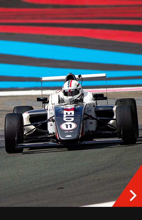 professional race car driver winfield