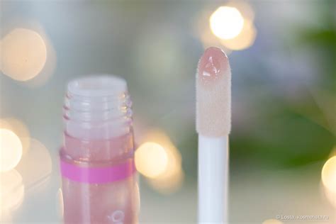 Коллекция Vivienne Sabo Polynesie: блеск-плампер, палетка теней и ...