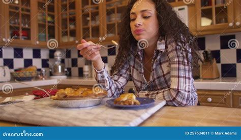 Beautiful Latino Brunette Woman Tasting Apple Pie Stock Video Video Of Home Adult