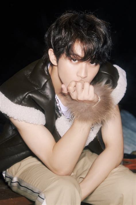 Watch Kai Seulgi Jeno And Karina Impress With Hot Cold Stage Video For Smtown Winter