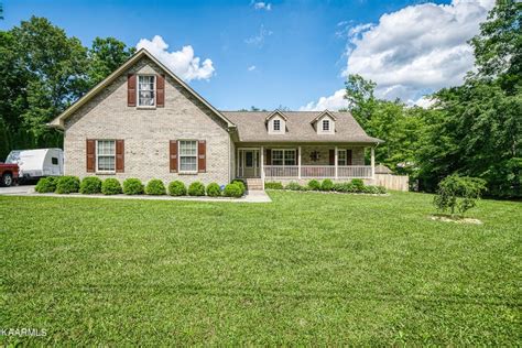 With Swimming Pool - Homes for Sale in Crossville, TN | realtor.com®