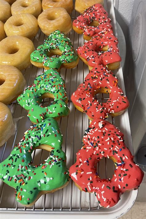 Bon - We open to serve you delicious fresh donuts everyday ! For home