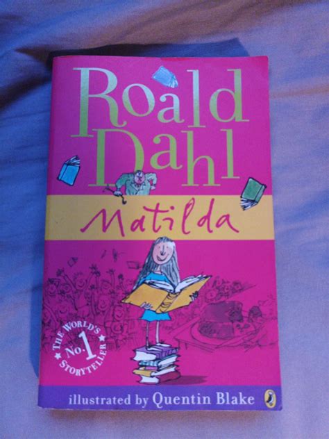 Roald Dahl Hobbies And Toys Books And Magazines Childrens Books On