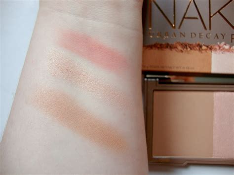 Naked Flushed Palette In Streak Alice Anne