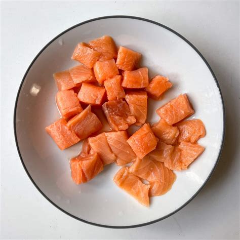 Air Fryer Salmon Bites