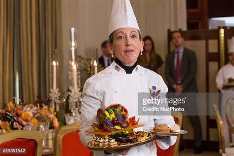 24 White House Executive Pastry Chef Susan Morrison Stock Photos High