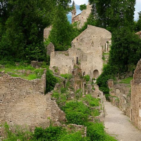 Kinky Wearing Via Hot Secretaries Kinky Wearing Sur Patreon