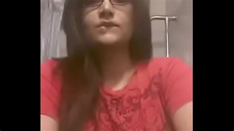 Showing Tits Search Xnxx