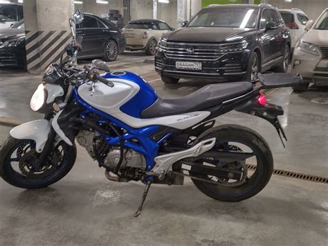 Купить б у Suzuki SFV Gladius инжектор передач в Москве синий naked bike года на