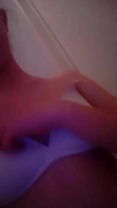 Girl Plays Belgian Amateur Amateur Porn XHamster