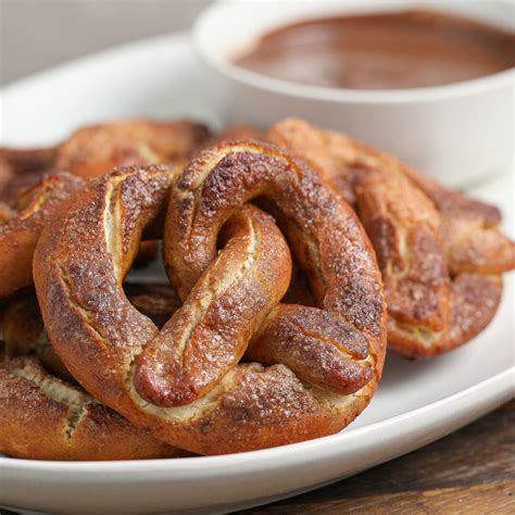 Cinnamon And Sugar Pretzels With Chocolate Sauce The Salty Cooker