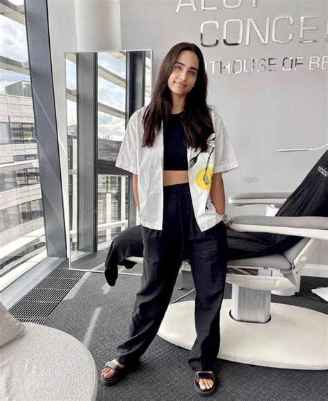 Amira Pocher Amirapocher Nude Leaks OnlyFans Fapellino