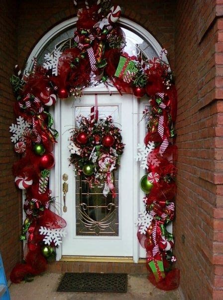 15 Ideas Espectaculares Para Decorar Puertas En Navidad