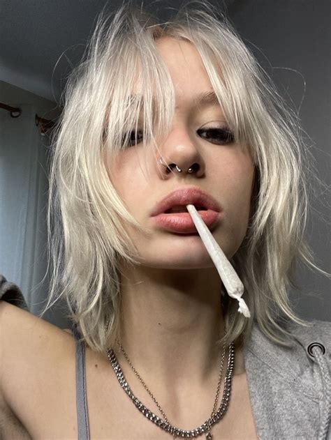 Pin By Heather Sweeney On Hair In Short Platinum Blonde Hair Short Platinum Hair Hair