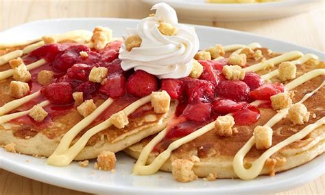 Perkins Restaurant & Bakery Stays Fresh With New Strawberry Fresh-Tival Lineup | Restaurant Magazine