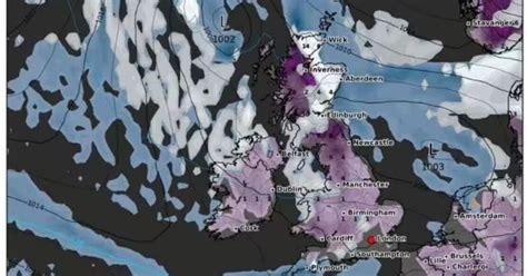 UK weather forecast: Arctic blast brings heavy snow to country in -10C
