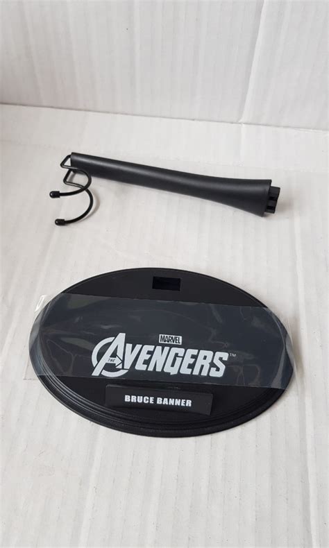 Hot Toys Avengers Bruce Banner Stand For Scale Figure Hobbies Toys Toys Games On Carousell