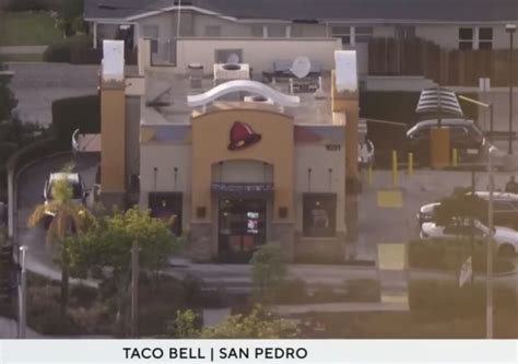 Lawsuit Alleges Drunken Group Sex Party And Barfing In Guacamole Bowl At L A Taco Bell