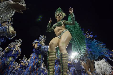 PIERNAS DELICIOSAS Photo Gallery Porn Pics Sex Photos XXX GIFs At TNAFLIX