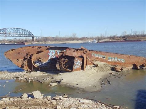 The Wreck Of The Uss Inaugural A World War Ii Minesweeper In The