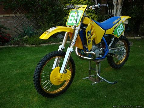Inzeráty Motocykly Suzuki Rm 250 1989 1990